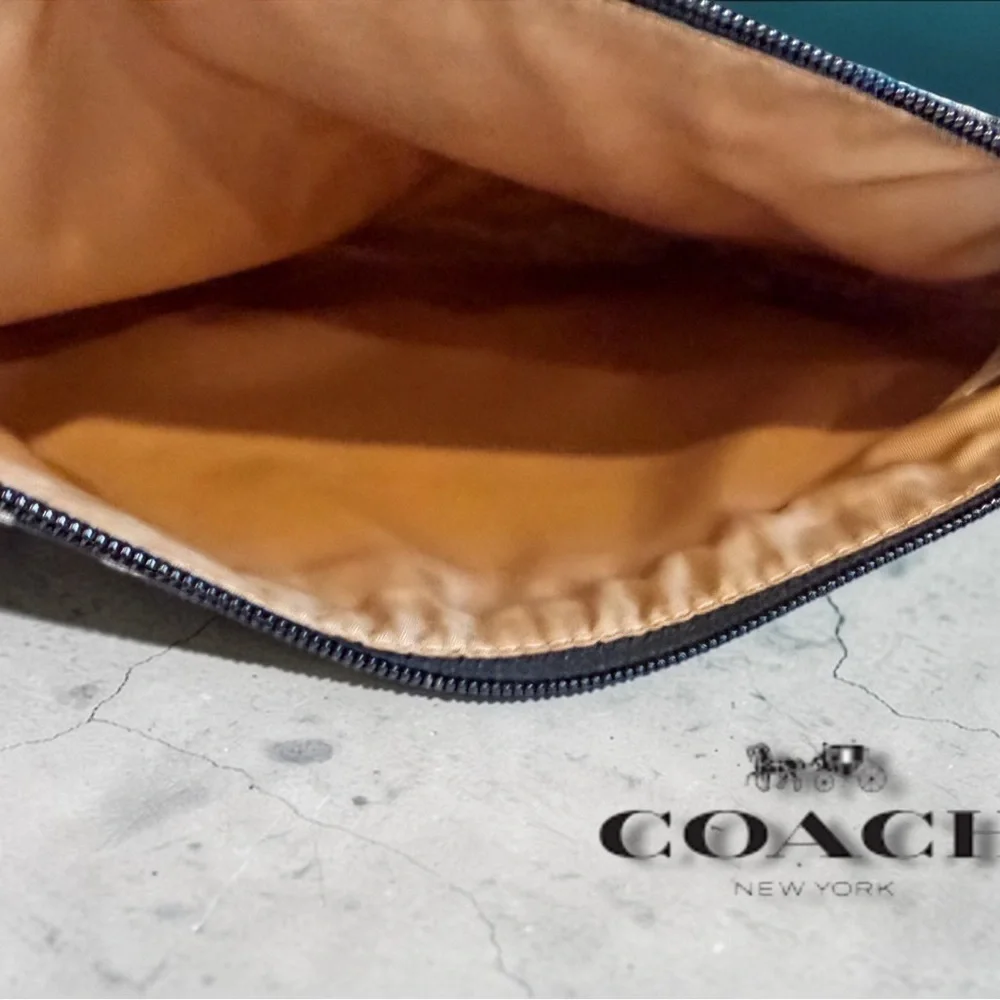 Coach Getaway Leopard Print Nylon Weekender Tote with Pouch NWT! 2 Piece Set! - Picture 8 of 10